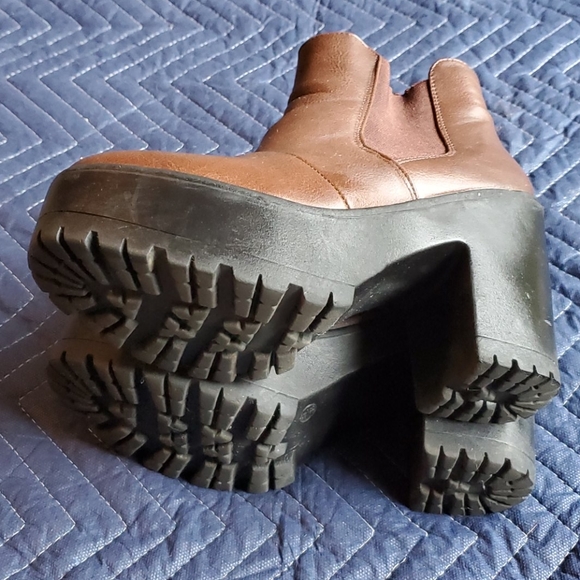 4 inch chunky heel boots - Picture 4 of 5